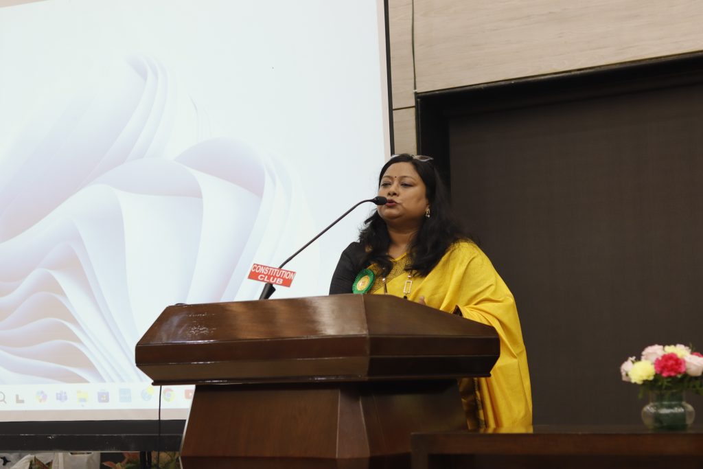 Ms. Anita Rawat, Vice-President, AICAOA welcoming Ms. Tripti Patra Ghosh, Jt. CGA, Ministry of Finance, Ms. Stuti Ghildiyal, ACGA, Ministry of Finance and all participating delegates