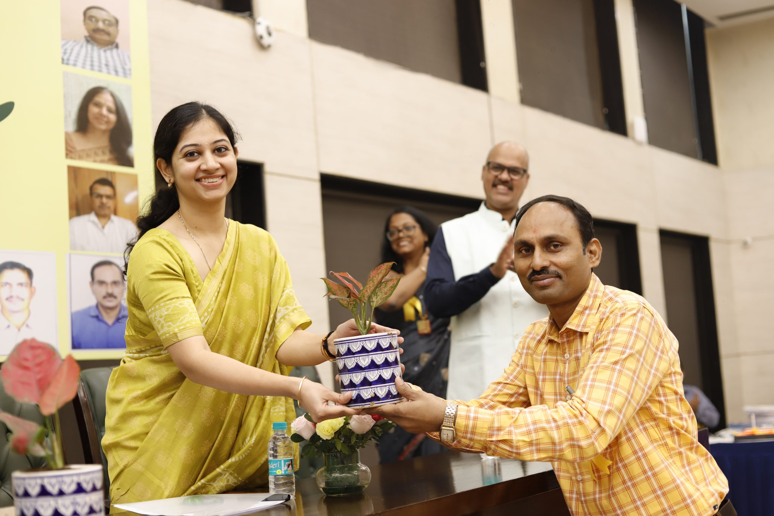 Sh. Rajeev Kumar, Jt. Secretary General, AICAOA felicitating Ms. Stuti Ghildiyal, ACGA (HR), Ministry of Finance